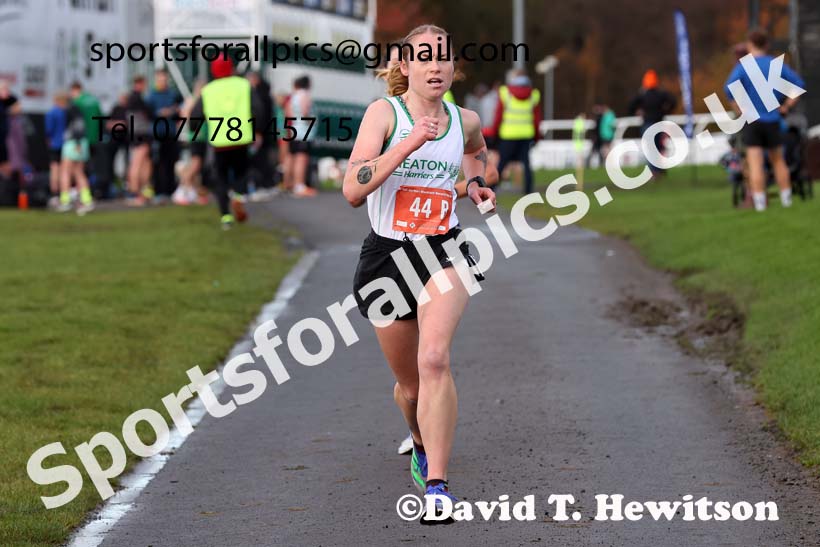 The 2023 Norman Woodcock Road Relays, Newcastle Racecourse, Gosforth, Newcastle.  Photo: David T. Hewitson/Sports for All Pics